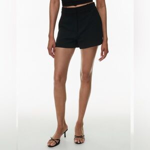 Aritzia - Wilfred, Anthem Short. NWOT
